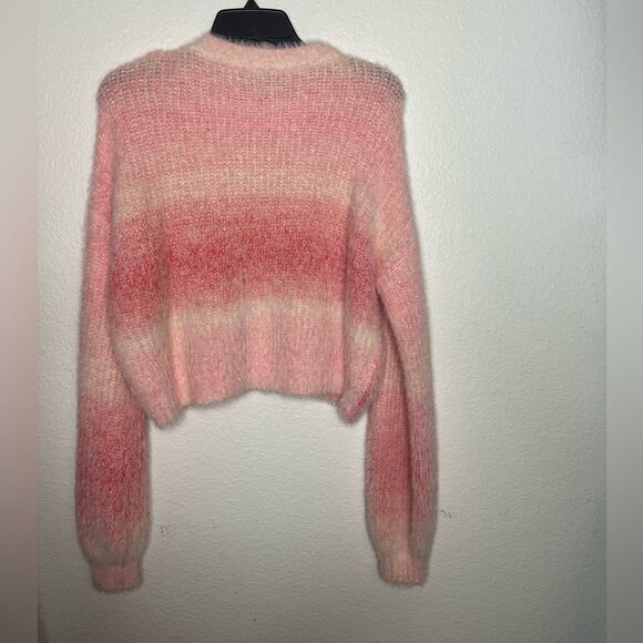 Wild Fable fuzzy pink sweater - Picture 2 of 6